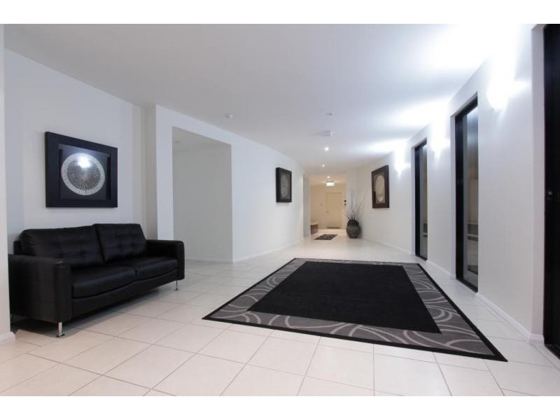 2/39 Mill Point Road, South Perth WA 6151