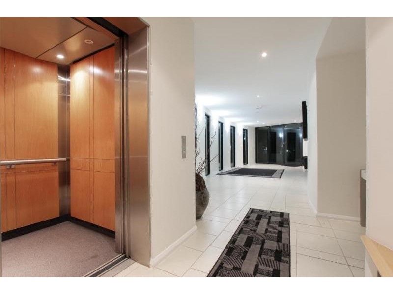 2/39 Mill Point Road, South Perth WA 6151