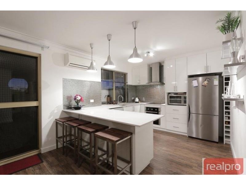 5/187 Coode Street, Como WA 6152