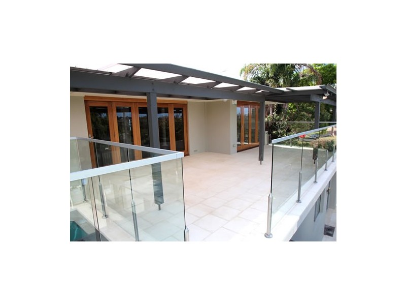 4 Edgewater Road, Salter Point WA 6152