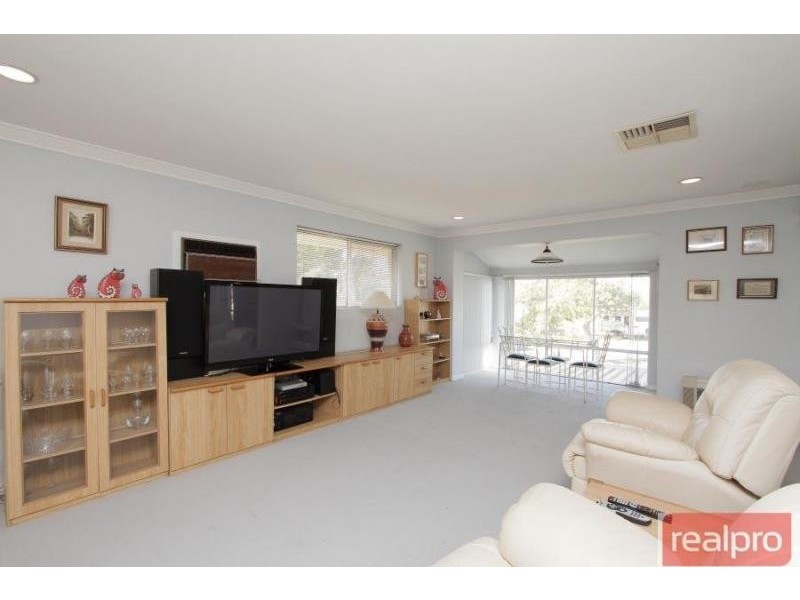 45B Sulman Avenue, Salter Point WA 6152