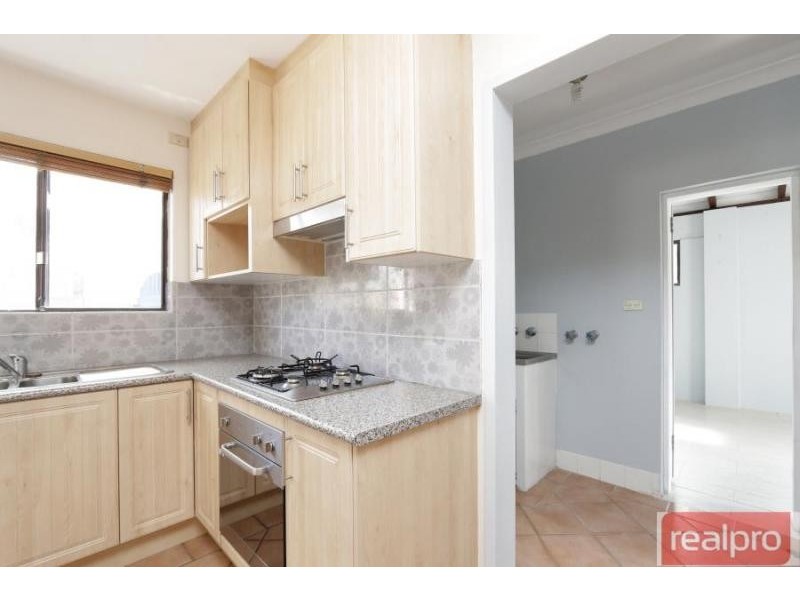 4/14 Alston Avenue, Como WA 6152