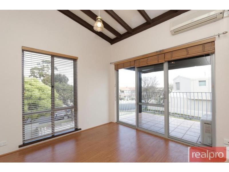 4/14 Alston Avenue, Como WA 6152