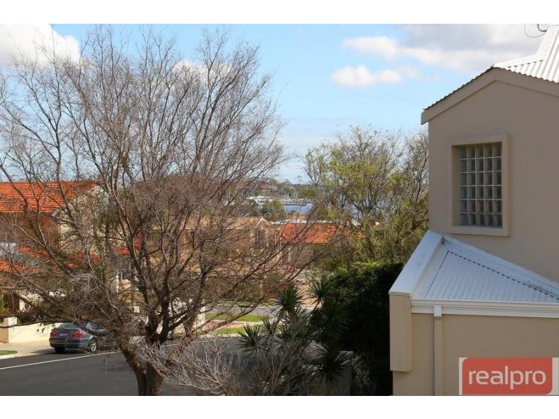 4/14 Alston Avenue, Como WA 6152