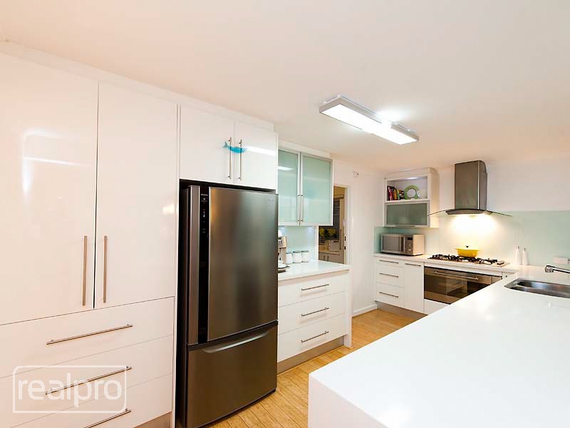 2/34 Salter Point Parade, Salter Point WA 6152