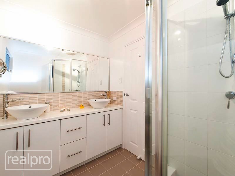 2/34 Salter Point Parade, Salter Point WA 6152