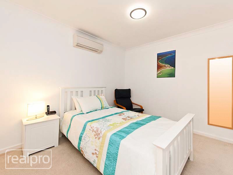 2/34 Salter Point Parade, Salter Point WA 6152