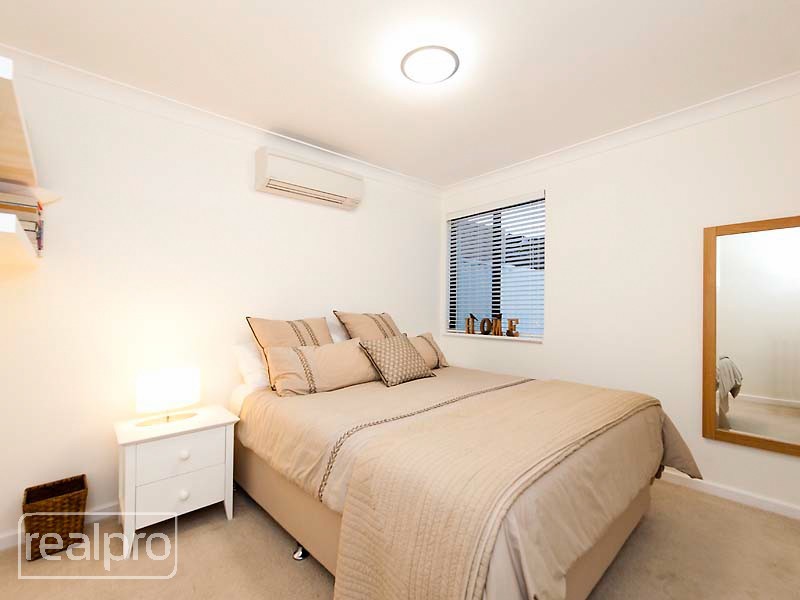 2/34 Salter Point Parade, Salter Point WA 6152