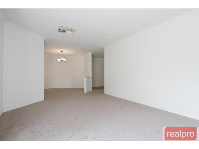 1/1 Pepler Avenue, Salter Point WA 6152