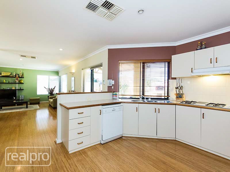 2/87 Hope Avenue, Salter Point WA 6152