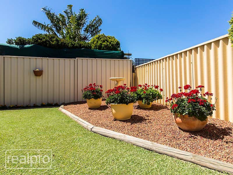 2/87 Hope Avenue, Salter Point WA 6152