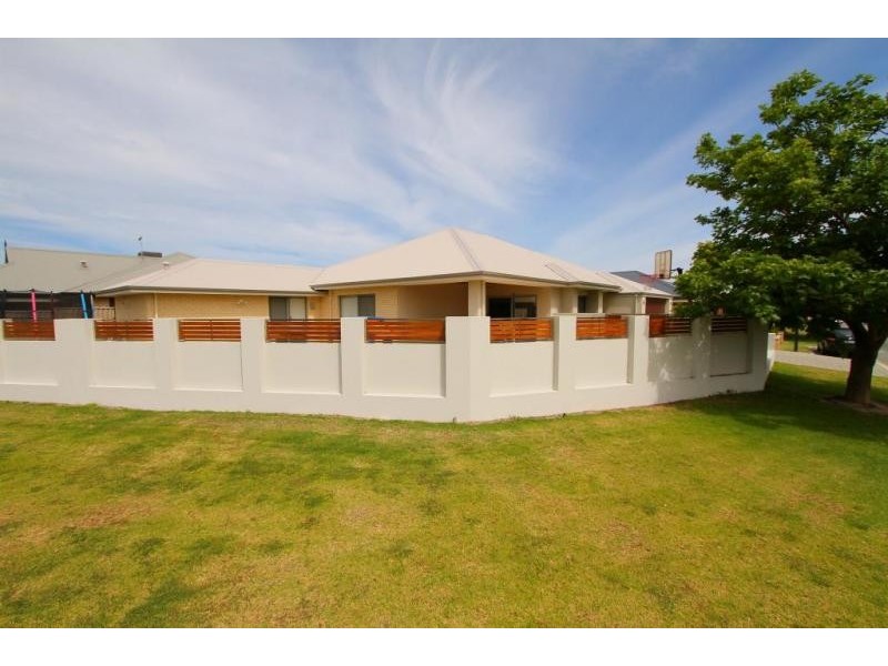 88 Northerly Drive, Harrisdale WA 6112