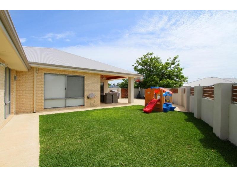 88 Northerly Drive, Harrisdale WA 6112