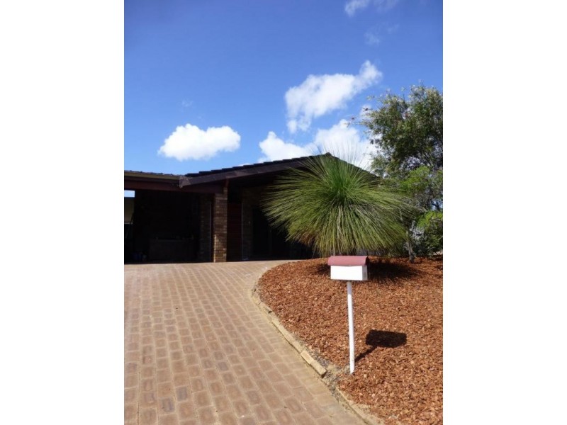 15 Burntoak Way, Kingsley WA 6026