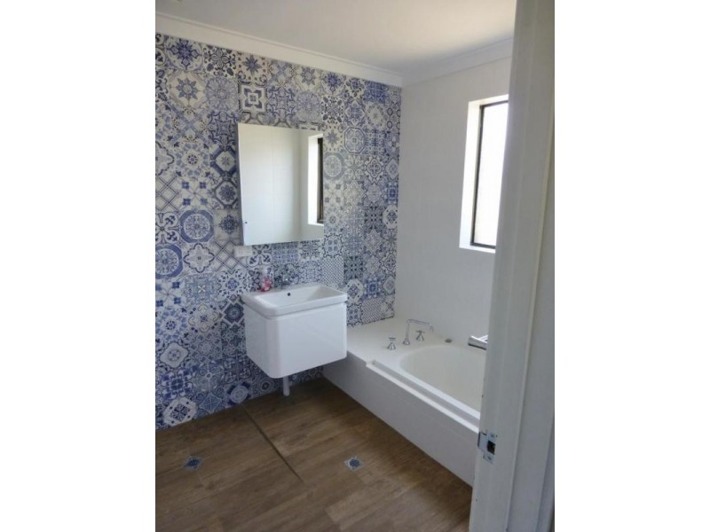 15 Burntoak Way, Kingsley WA 6026