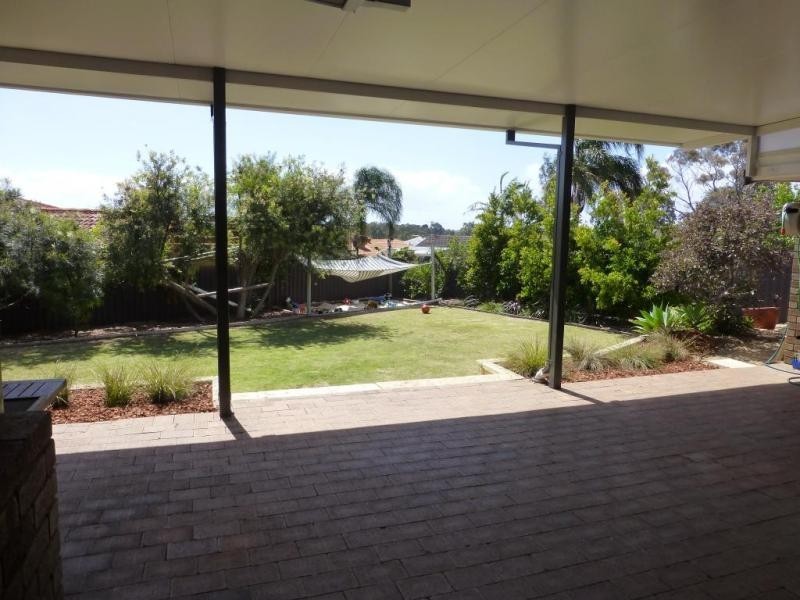 15 Burntoak Way, Kingsley WA 6026