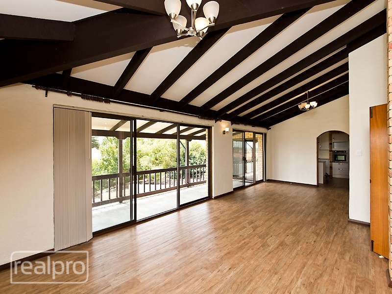 36 Deverell Way, Bentley WA 6102