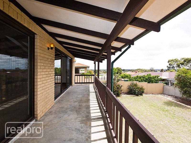 36 Deverell Way, Bentley WA 6102