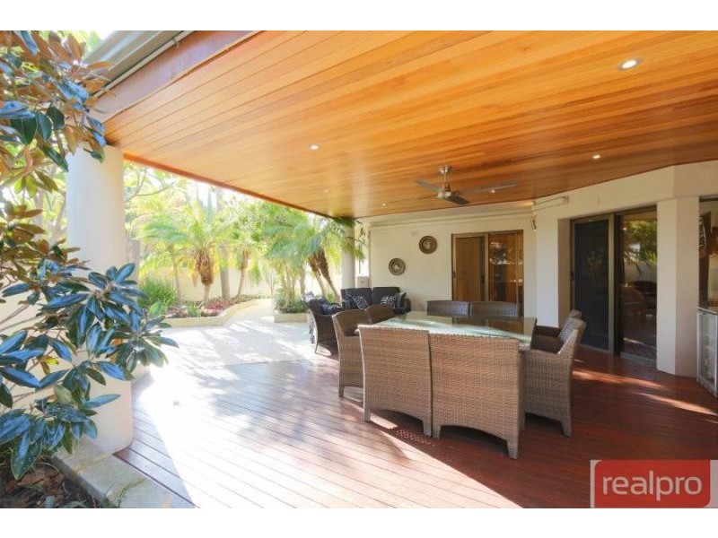 2/1 Queen Street, South Perth WA 6151