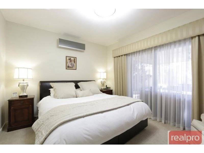 2/1 Queen Street, South Perth WA 6151