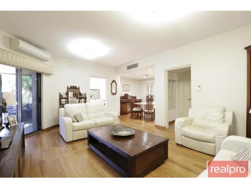 2/1 Queen Street, South Perth WA 6151