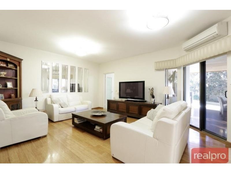 2/1 Queen Street, South Perth WA 6151