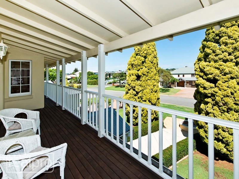 6 Success Crescent, Salter Point WA 6152