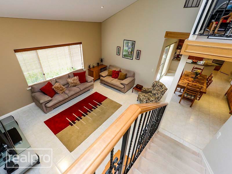 66 Welwyn Avenue, Manning WA 6152