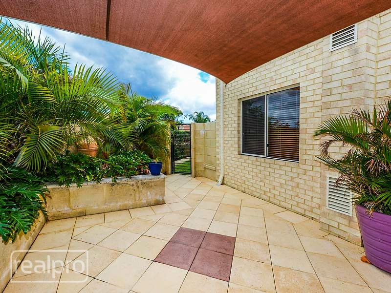 66 Welwyn Avenue, Manning WA 6152