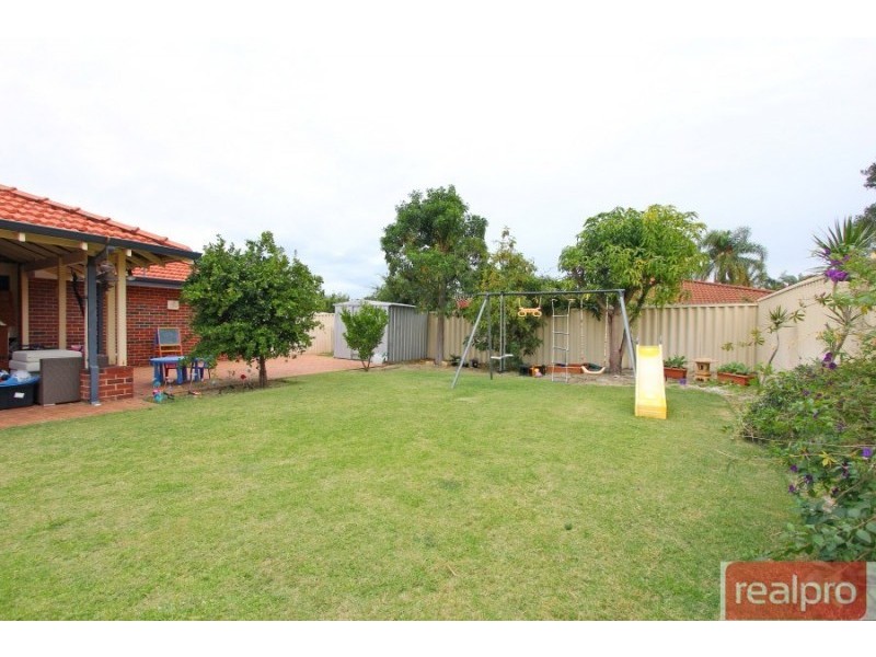 6 Tralee Way, Waterford WA 6152