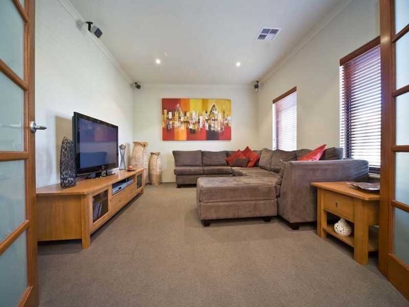 96 Kenny Street, Bassendean WA 6054