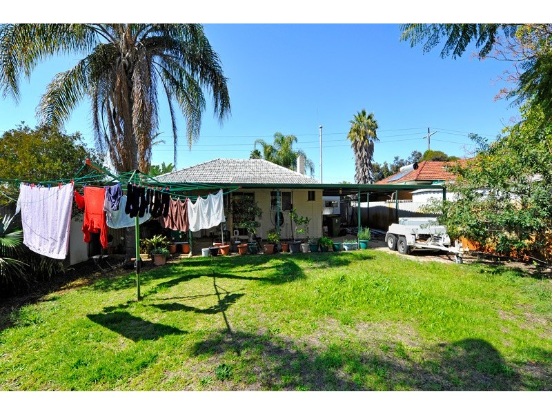 27 Irwin Road, Embleton WA 6062