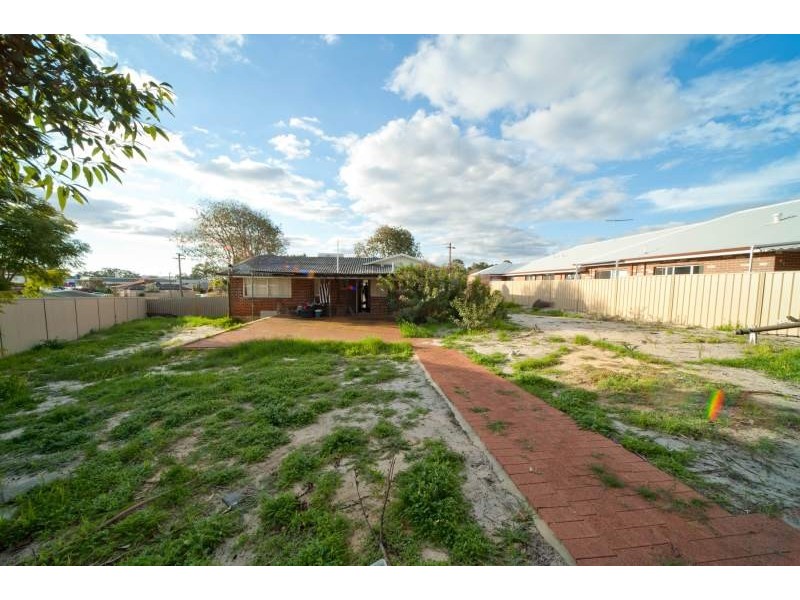 10 Parsons Street, Embleton WA 6062