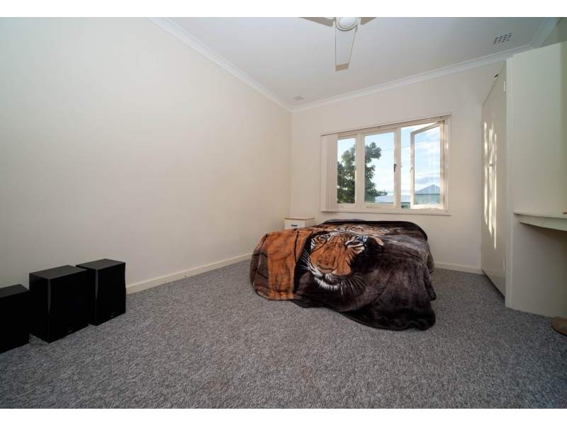 10 Parsons Street, Embleton WA 6062