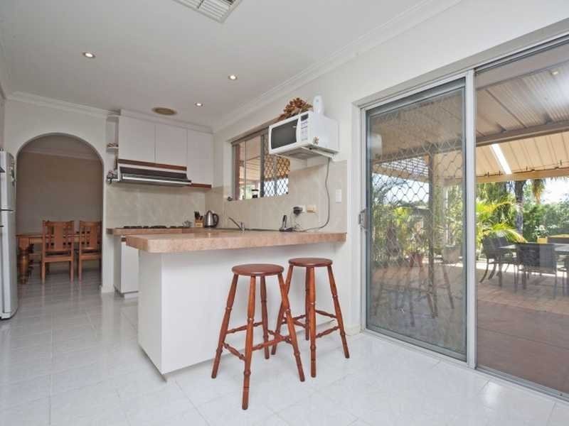 65 Embleton Avenue, Embleton WA 6062