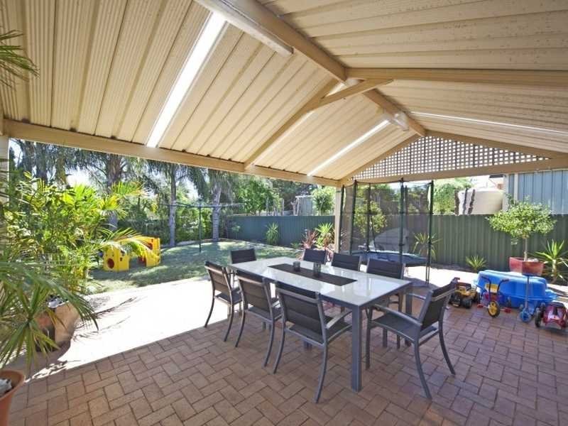 65 Embleton Avenue, Embleton WA 6062