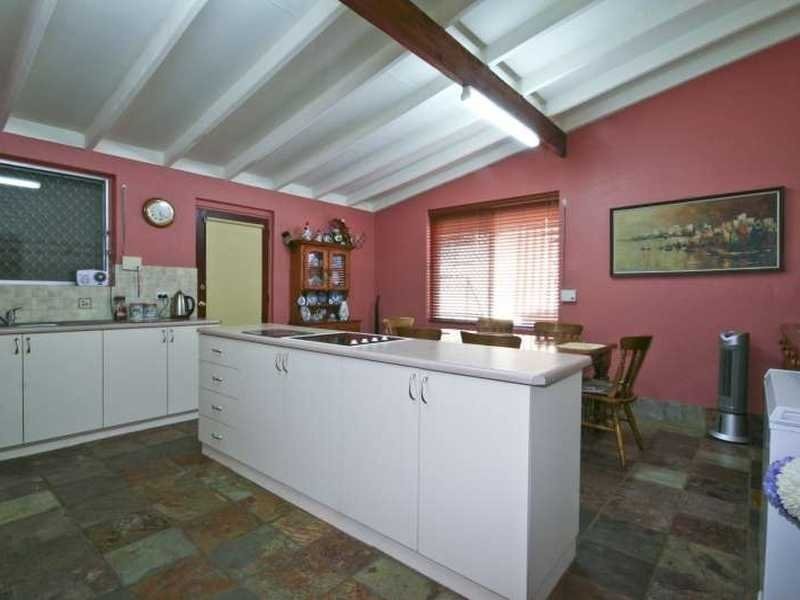 14A Nurstead Avenue, Bassendean WA 6054