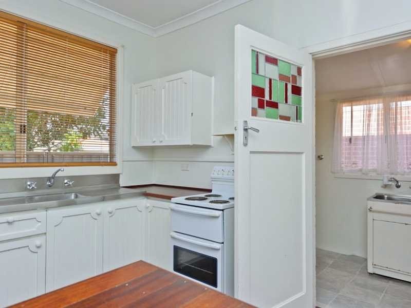 86 Broun Avenue, Embleton WA 6062