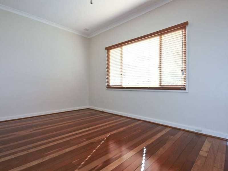 7 Grant Street, Embleton WA 6062