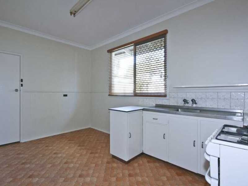 7 Grant Street, Embleton WA 6062