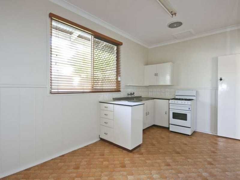 7 Grant Street, Embleton WA 6062