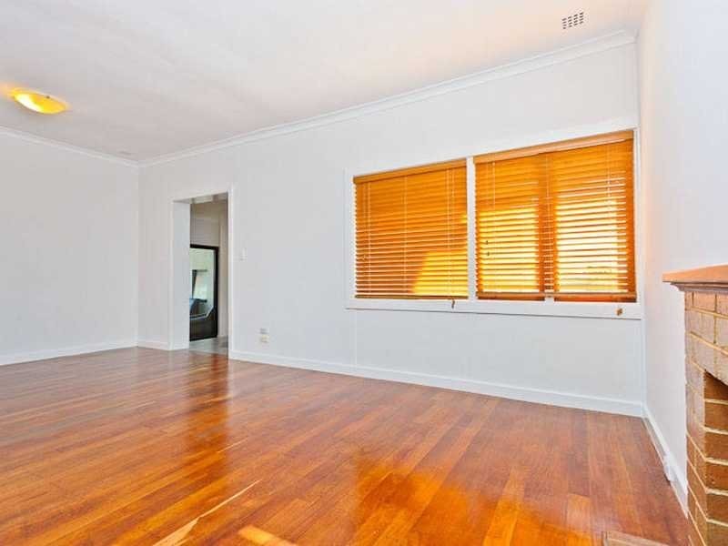 128A Broun Avenue, Embleton WA 6062