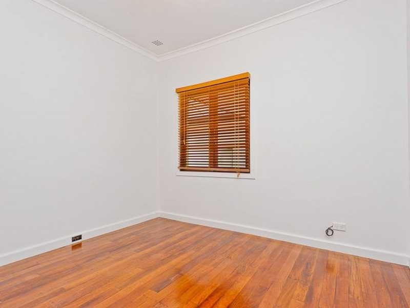 128A Broun Avenue, Embleton WA 6062