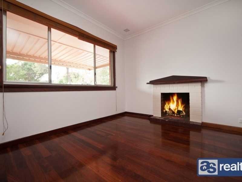 7 Bromley Street, Embleton WA 6062