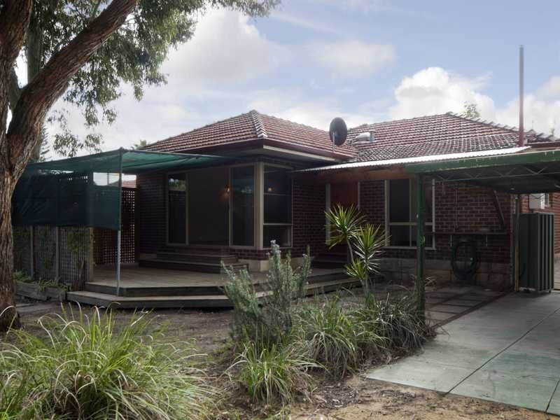 7 Bromley Street, Embleton WA 6062