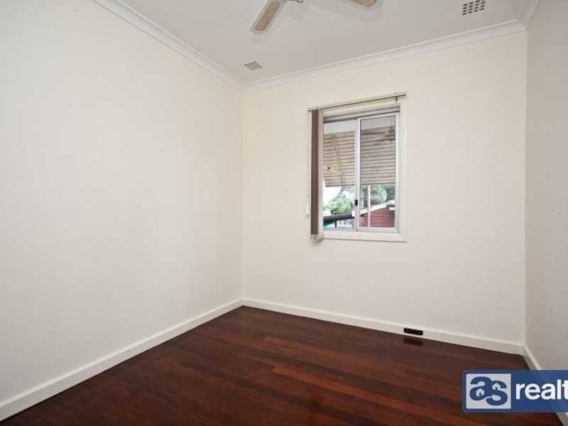 7 Bromley Street, Embleton WA 6062