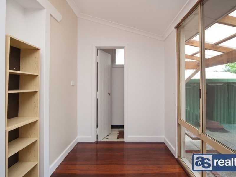 7 Bromley Street, Embleton WA 6062