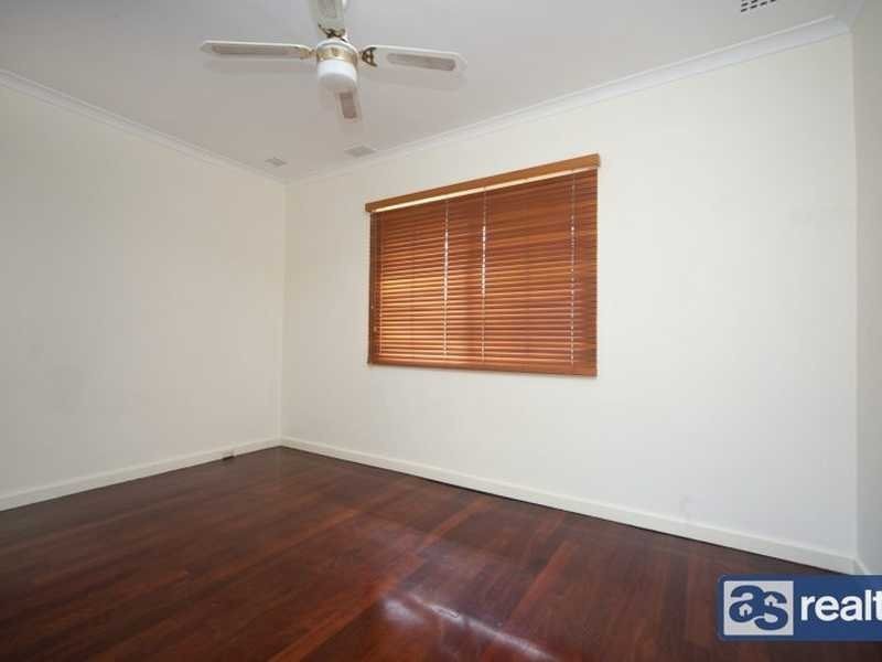 7 Bromley Street, Embleton WA 6062