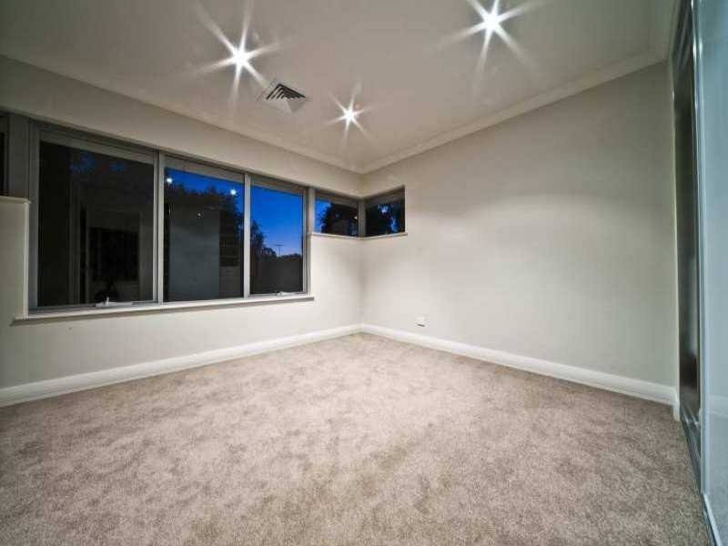 34 Bassendean Parade, Bassendean WA 6054