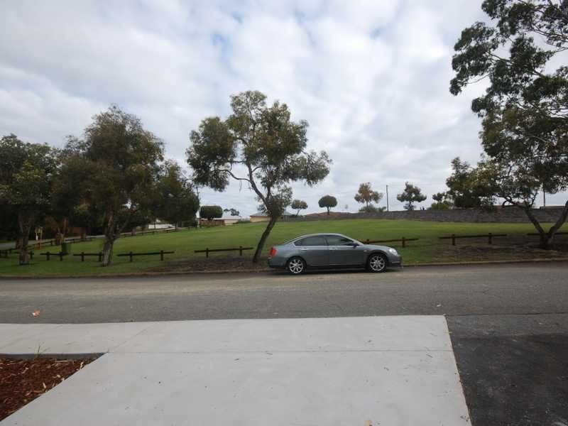 17A Hawkins Street, Embleton WA 6062